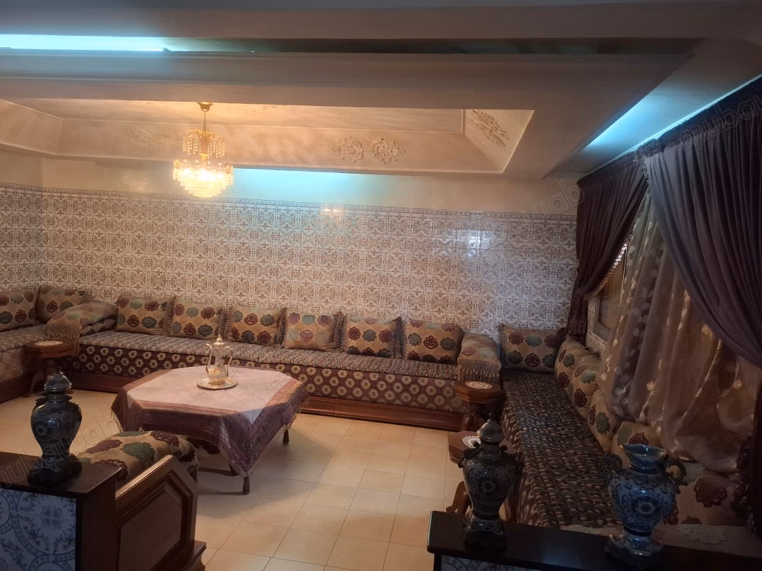 Sell apartment in Hensali. 3 beautiful rooms. Furnished