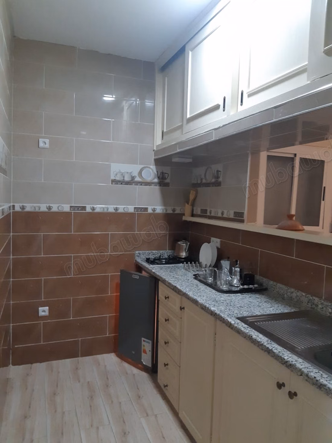Appartements à louer à Chefchaouen. Superficie 55 m². Salon marocain et antenne satellite