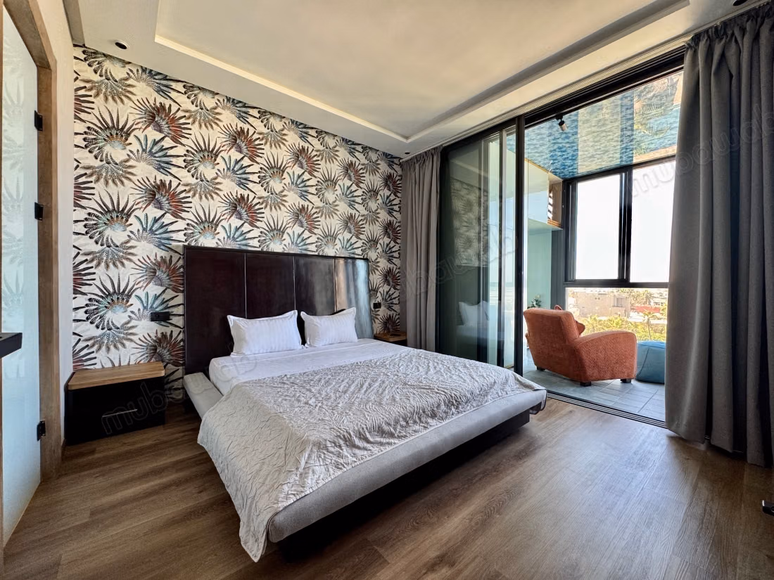 Pestana – Exceptional apartment-hotel for sale
