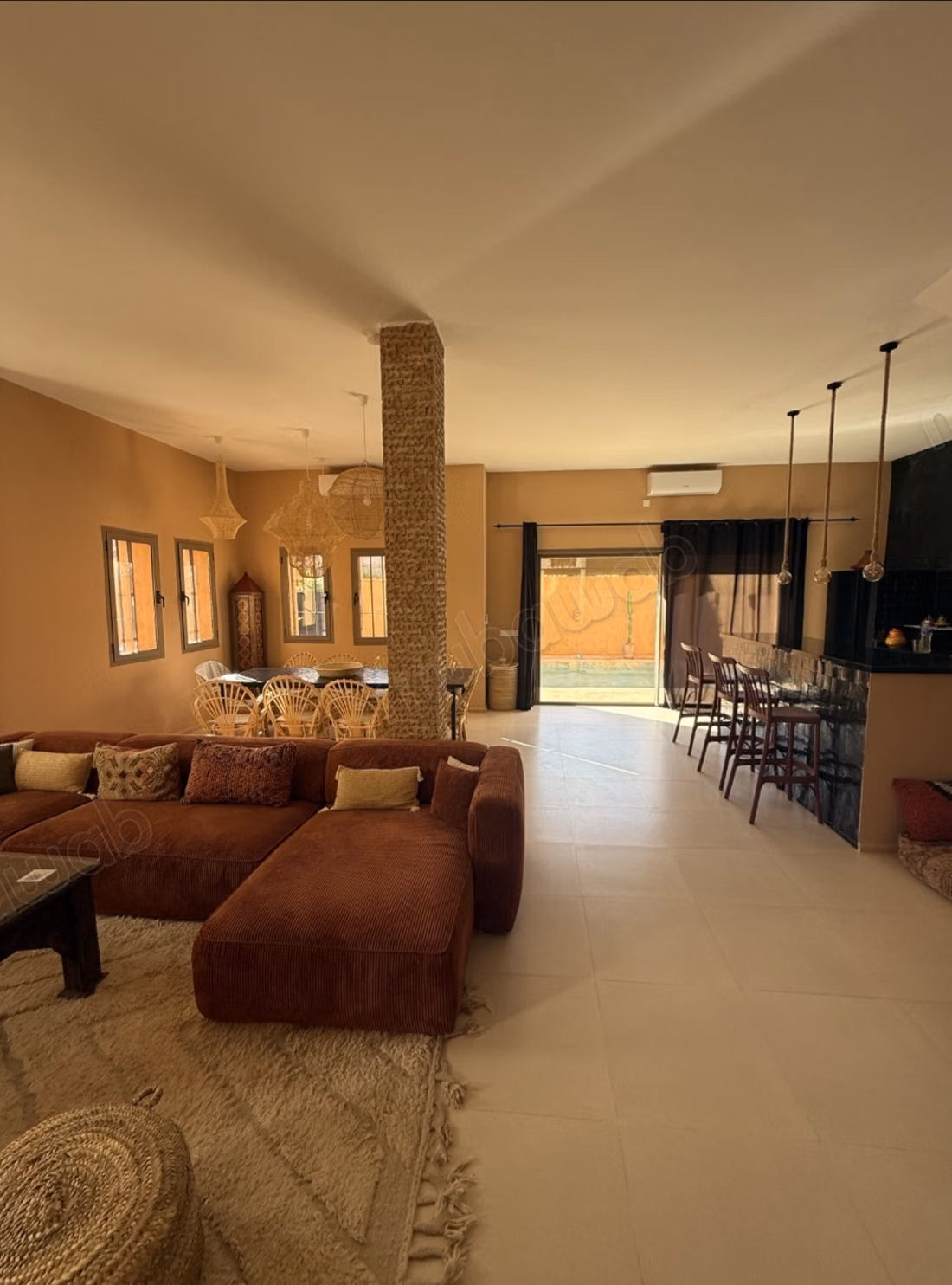 Magnificent villa for sale on Route de Fez