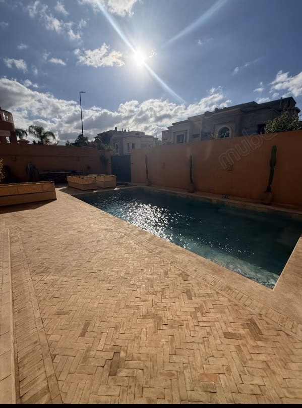 Magnificent villa for sale on Route de Fez