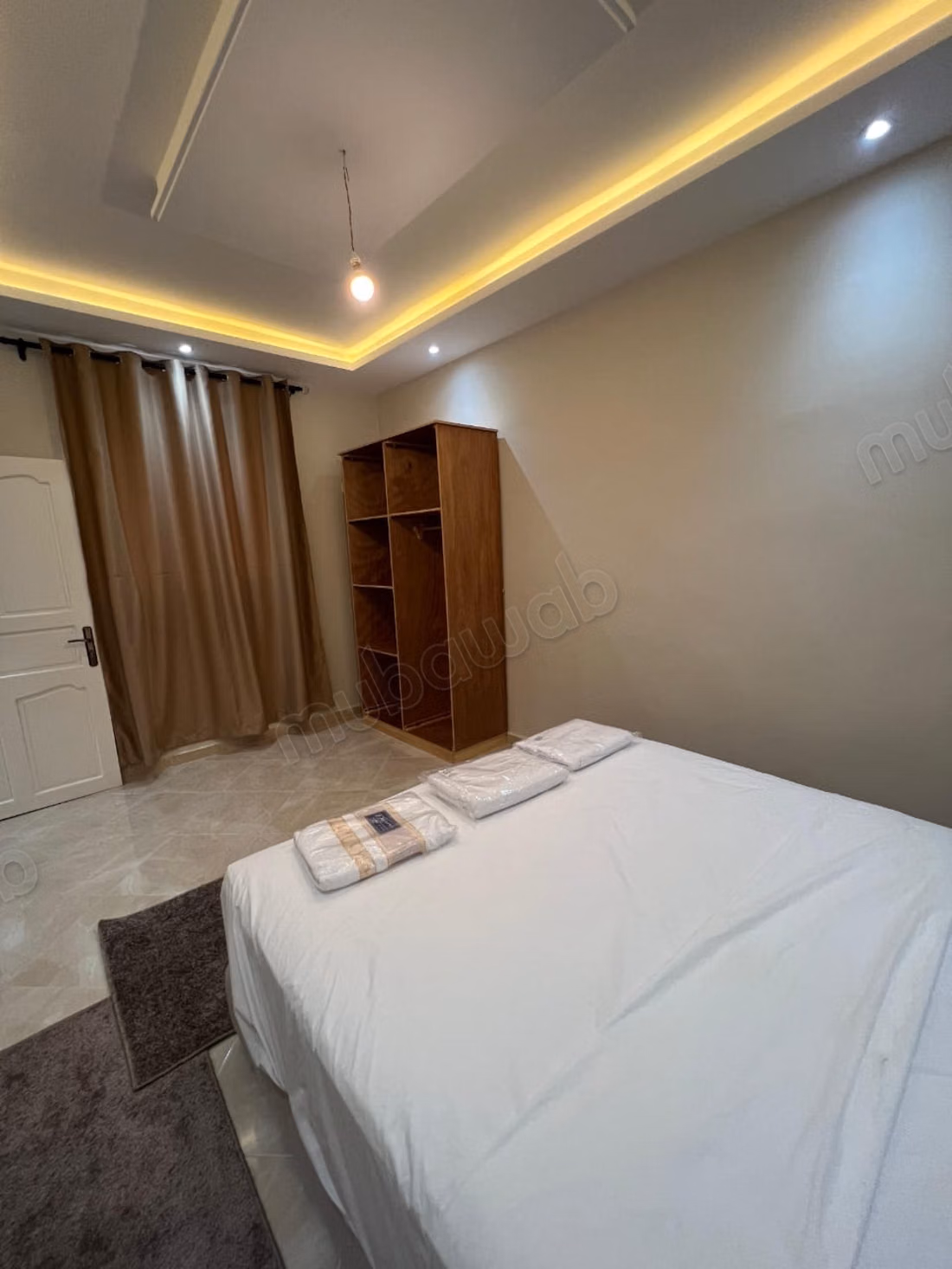 Appartements à louer sur la rue Mohammed 5. Surface totale 85 m². Salon marocain traditionnel, résidence sécurisée