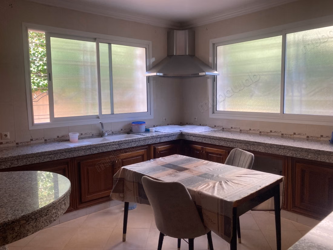 Opportunity not to be missed Large Villa in Belle vue