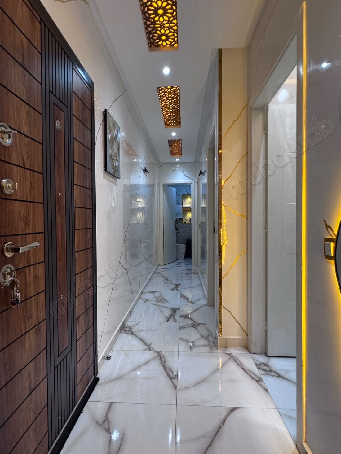Appartement de vacances à louer à Route de Safi.
Superficie 56 m².
Porte blindée, salon marocain traditionnel