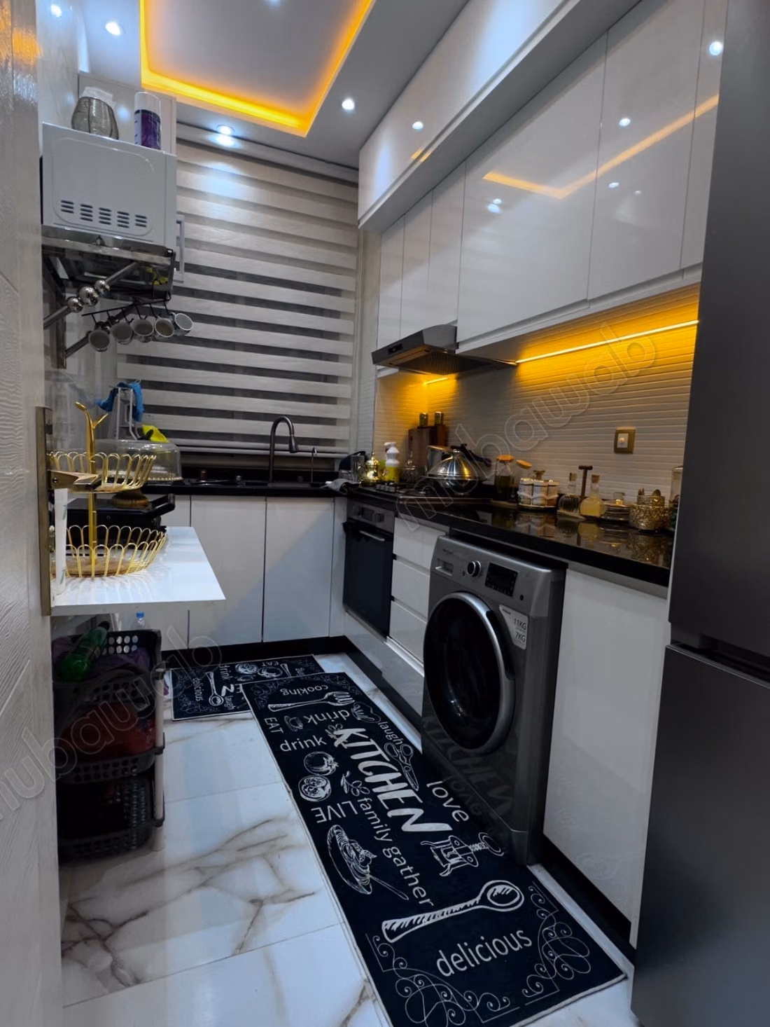 Appartement de vacances à louer à Route de Safi.
Superficie 56 m².
Porte blindée, salon marocain traditionnel