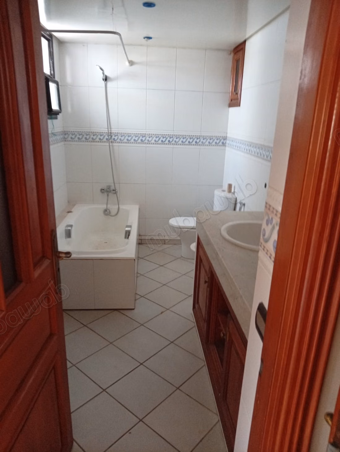 Prachtige villa te huur in Agdal. 3 comfortabele slaapkamers. Terras en tuin
