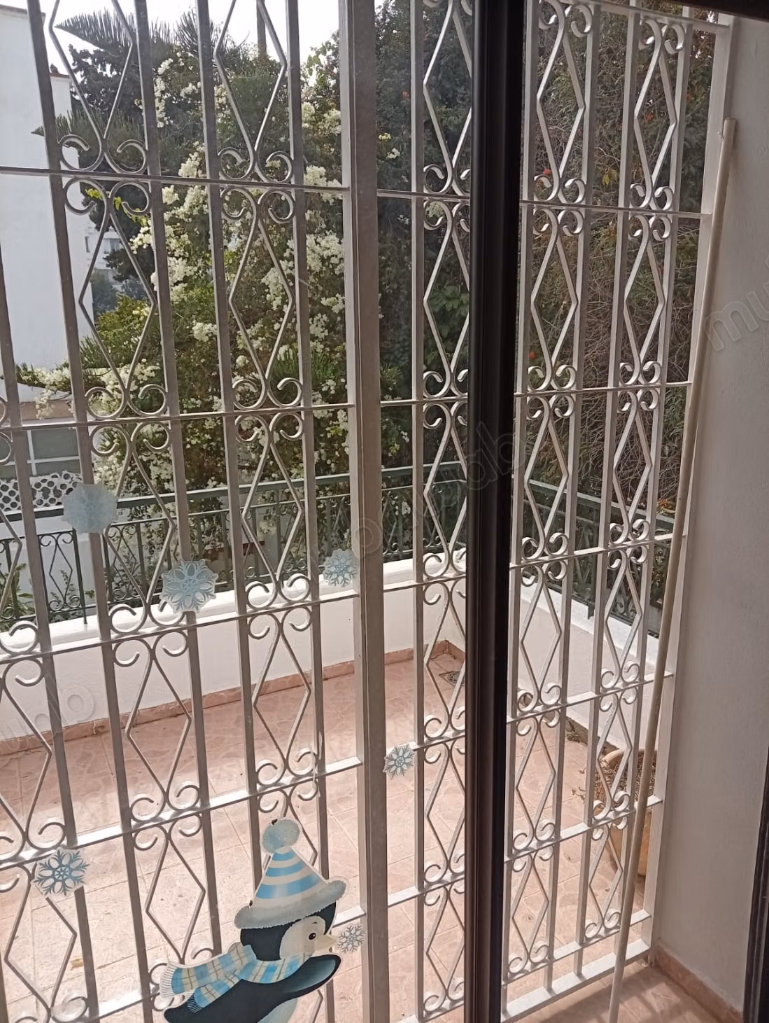 Prachtige villa te huur in Agdal. 3 comfortabele slaapkamers. Terras en tuin