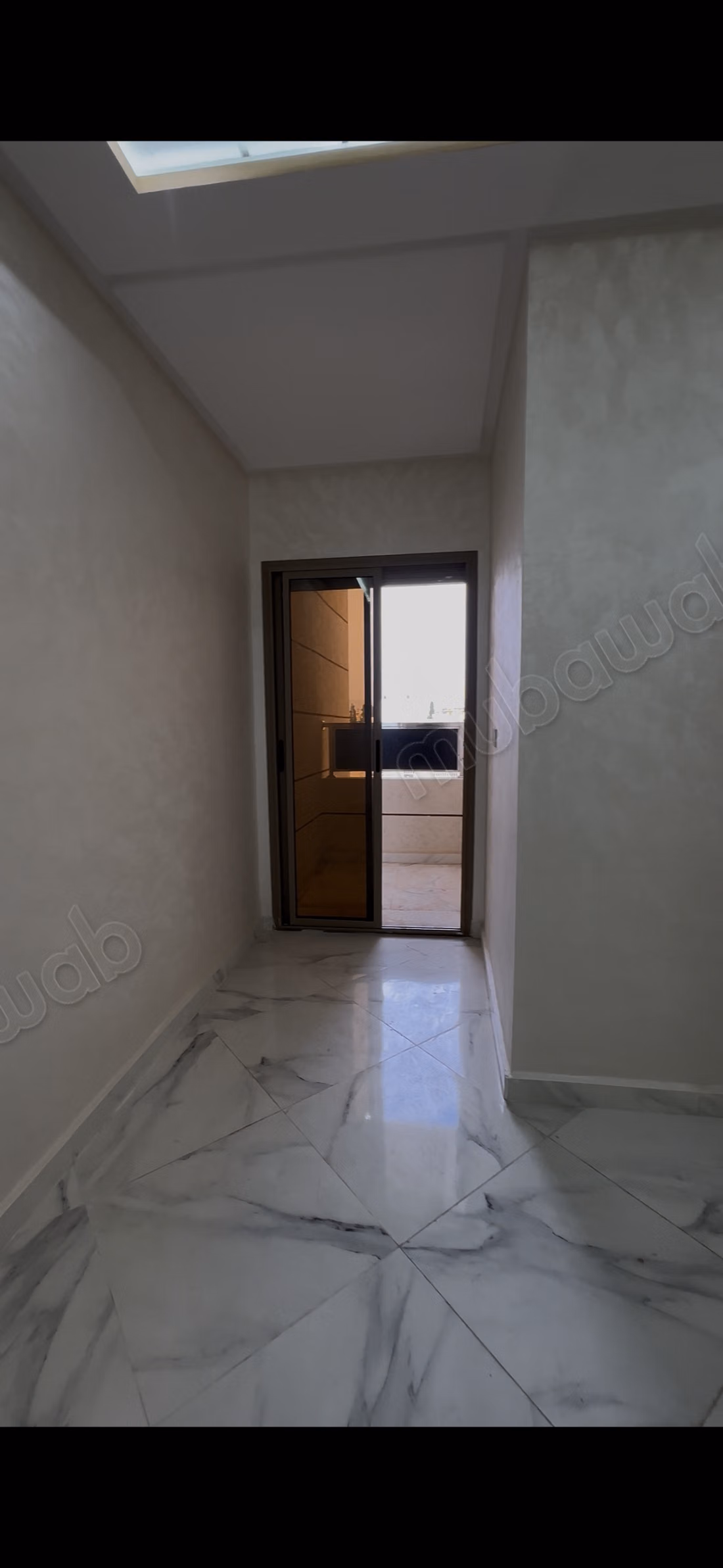 Apartment for sale in the center. 1 Room. Reinforced door, security