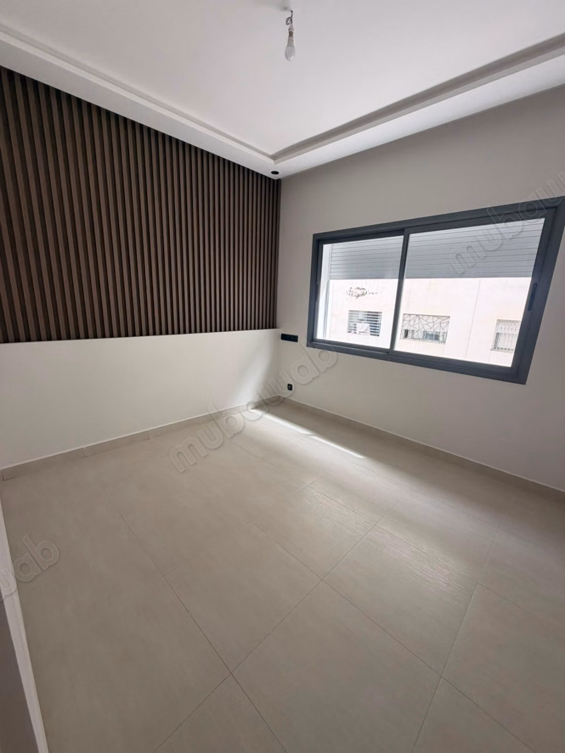 Prachtig modern leeg appartement, ongemeubileerd te huur in Maarif Socrate Casablanca Marokko