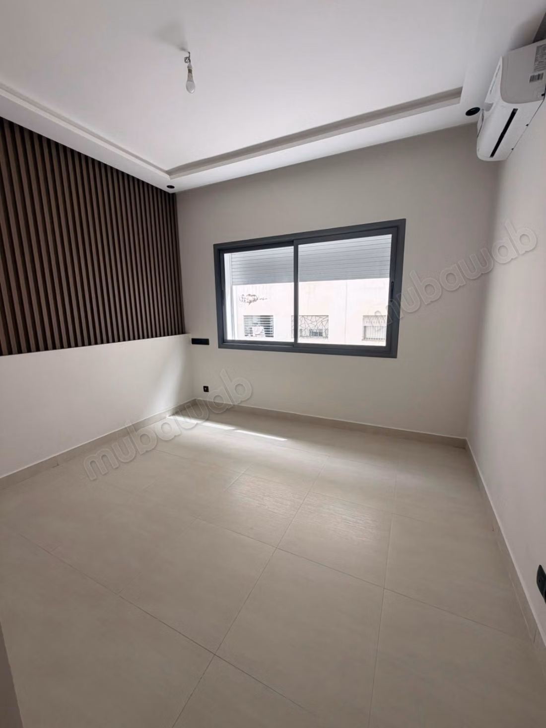 Prachtig modern leeg appartement, ongemeubileerd te huur in Maarif Socrate Casablanca Marokko