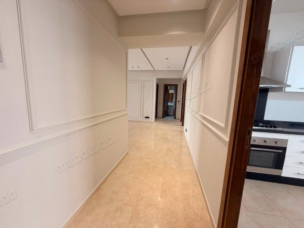 Superb modern empty apartment, unfurnished for rent in Maarif Socrate Casablanca Morocco