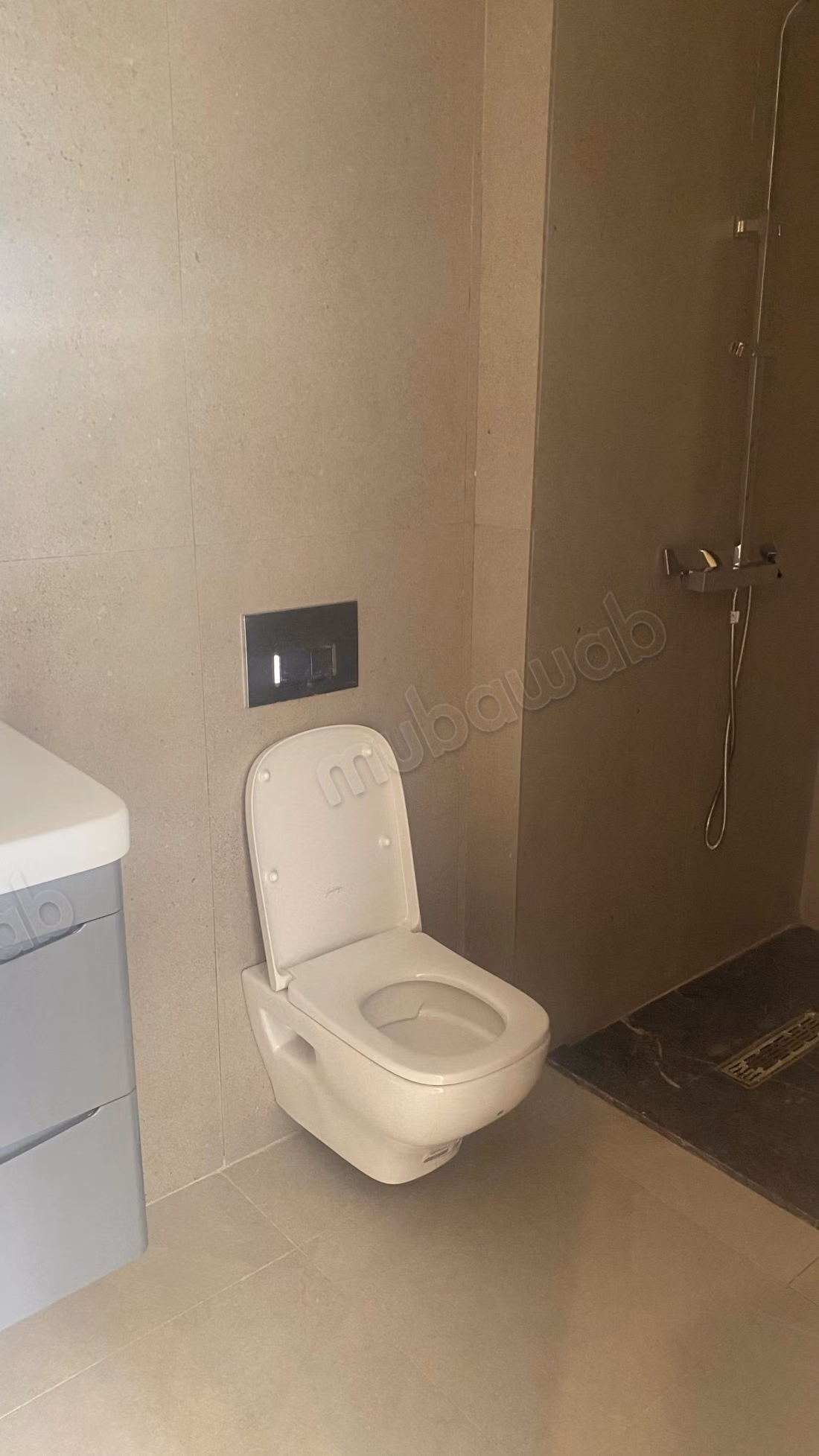 Location d'un appartement à Lamharza Essahel. 4 pièces confortables. Jardin et ascenseur