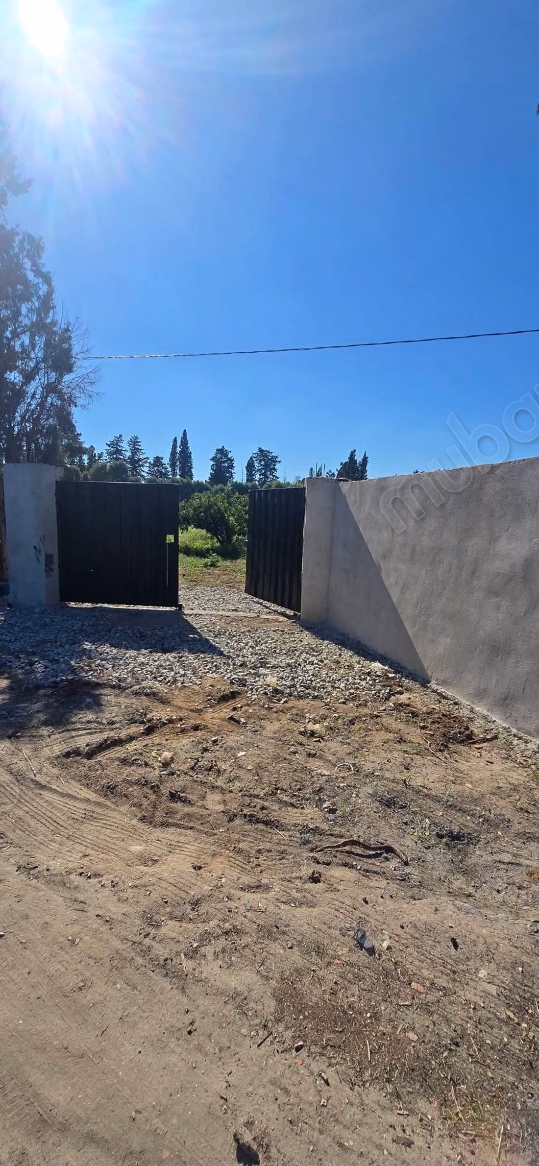 Jolie ferme à vendre. Superficie 20000 m². Sécurisé 24/24