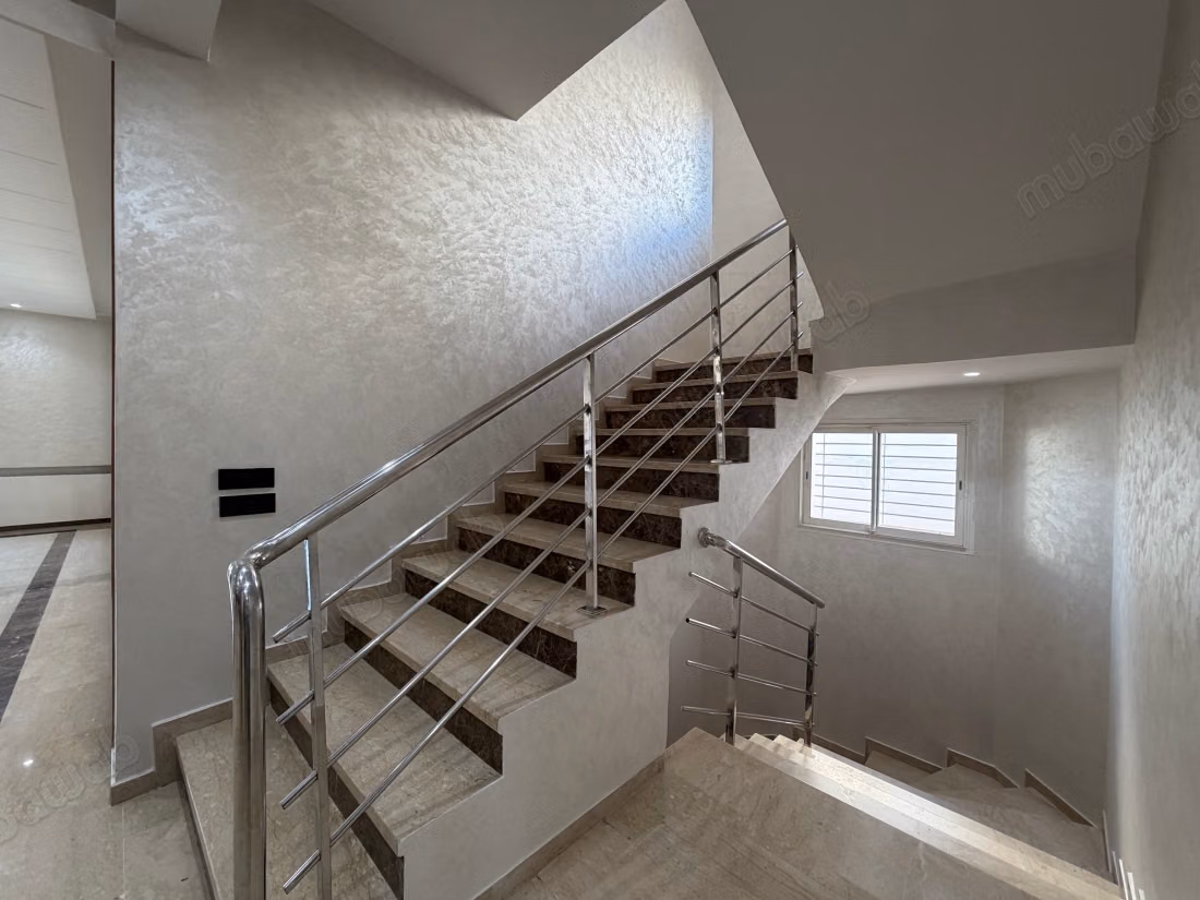 Fabulous villa for rent in Ain Diab. 4 beautiful rooms