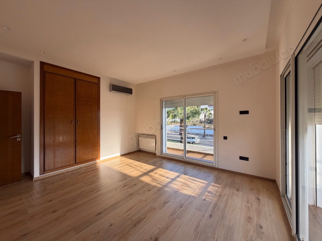 Fabulous villa for rent in Ain Diab. 4 beautiful rooms