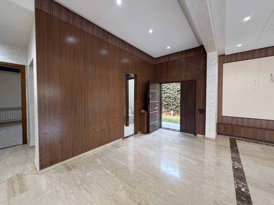 Fabulous villa for rent in Ain Diab. 4 beautiful rooms