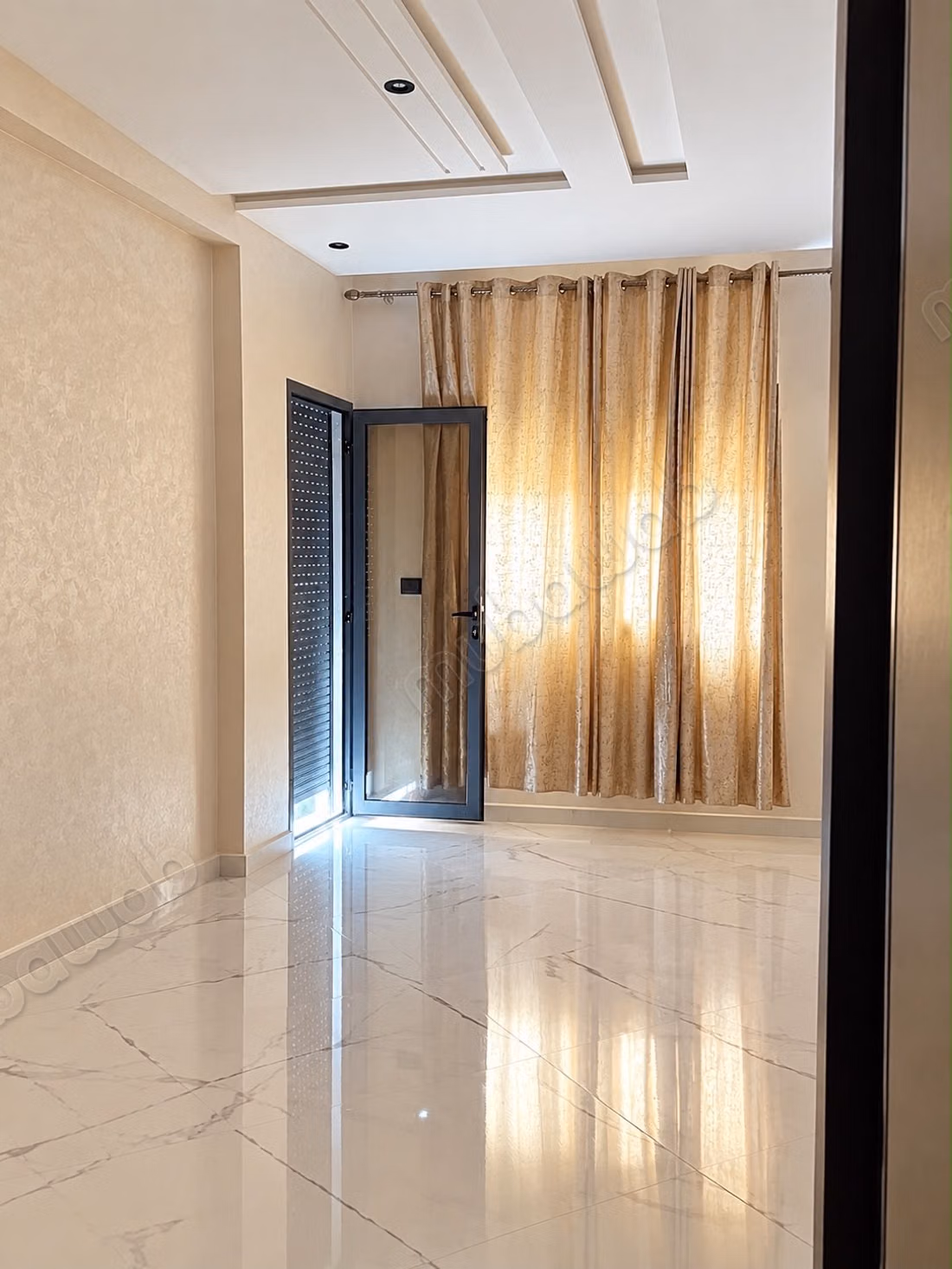 New apartment of 105 m² with 22 m² terrace