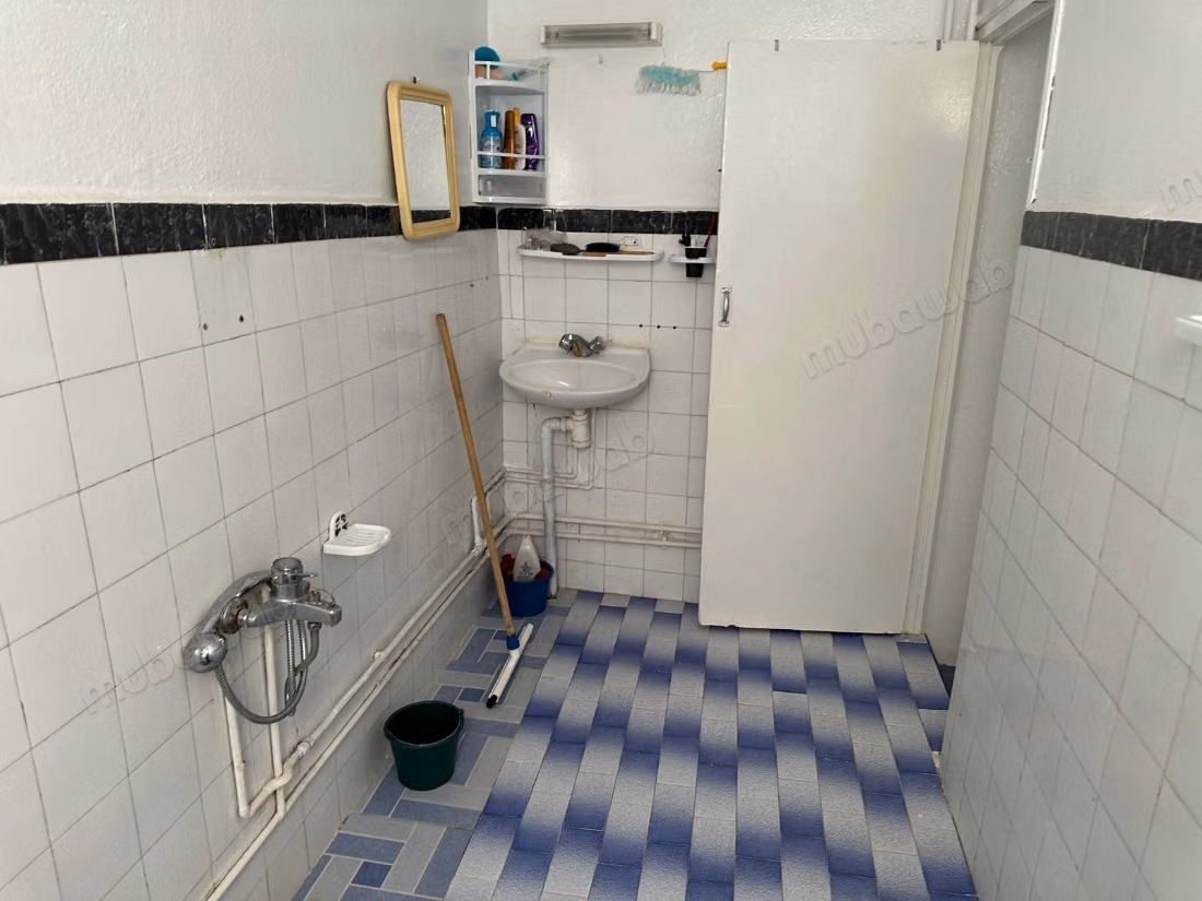 Acheter : maisons. Superficie totale 120 m²