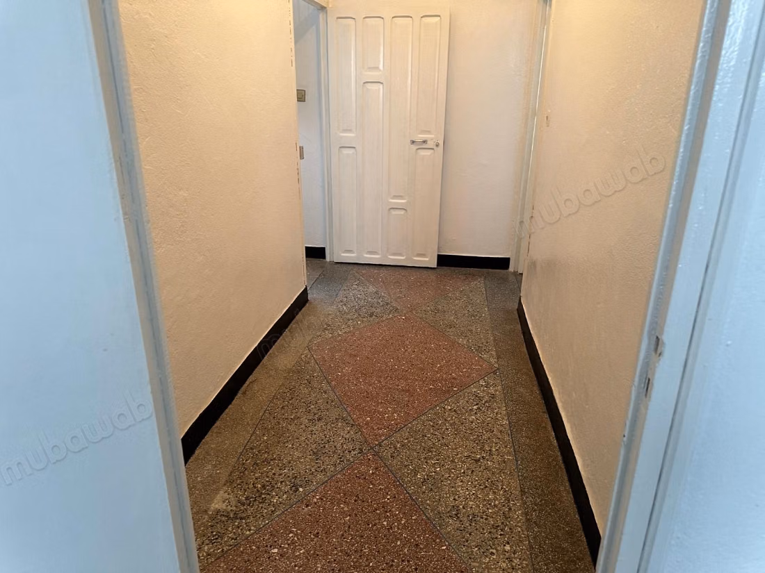 Acheter : maisons. Superficie totale 120 m²