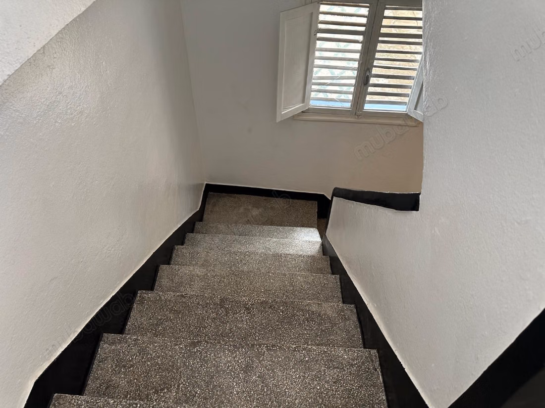 Acheter : maisons. Superficie totale 120 m²