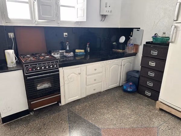 Acheter : maisons. Superficie totale 120 m²