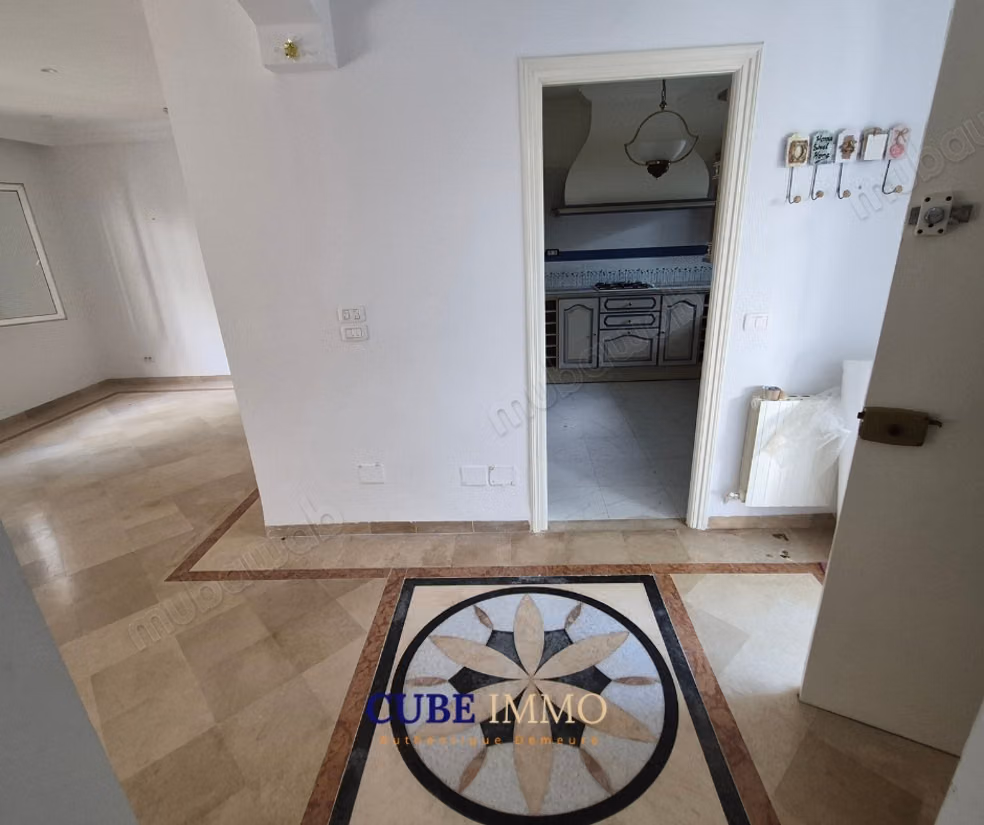 Duplex S3 vide avec jardin et garage