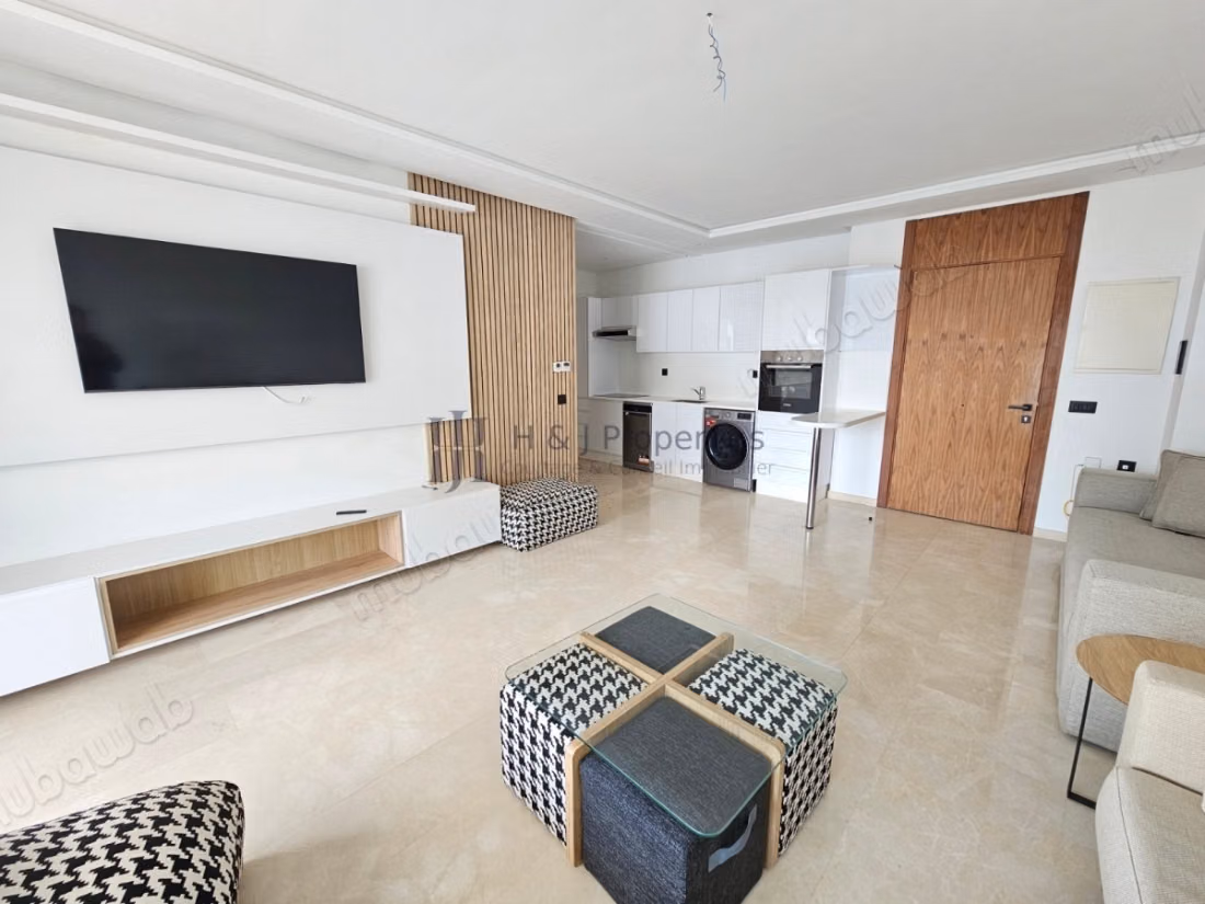 T2 meublé 84m² grande terrasse rés. Sécurisée