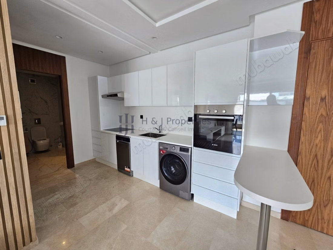 T2 meublé 84m² grande terrasse rés. Sécurisée