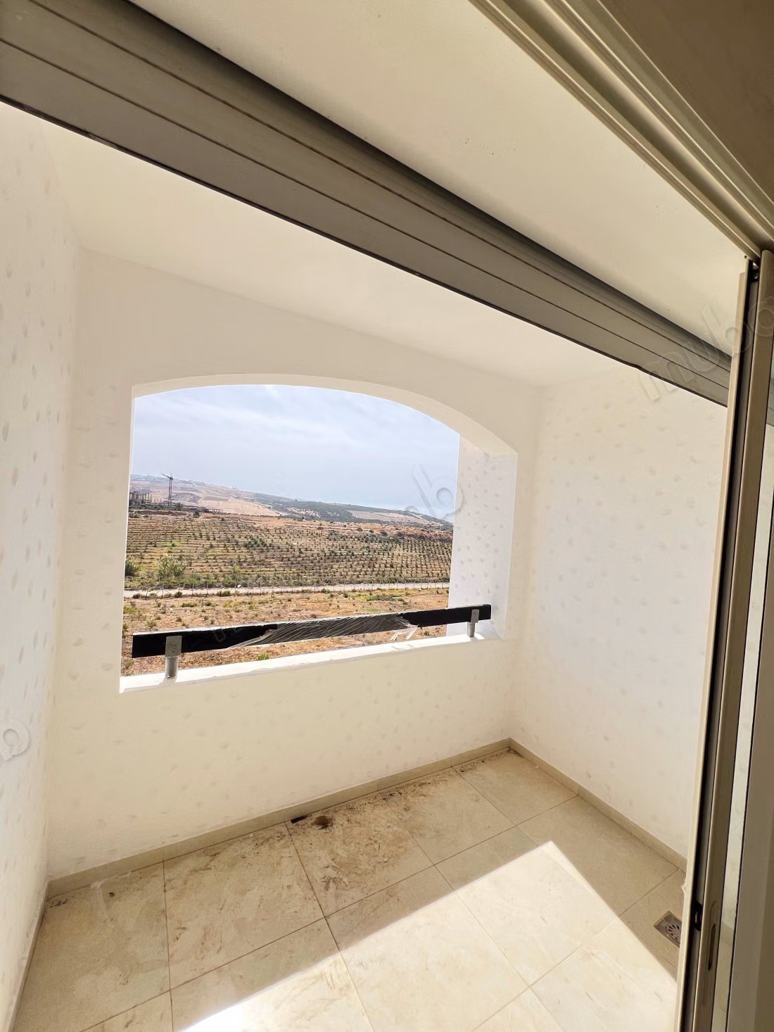 Apartment for sale in Asilah. Area 65 m². Quiet environment with sea view, central heating