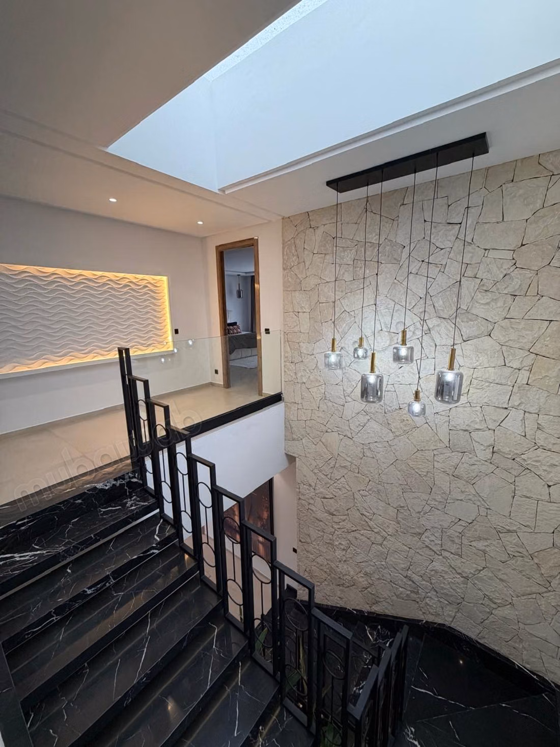 Amelkis: Luxurious villa for sale furnished, 5 Suites, Staff room, Private pool