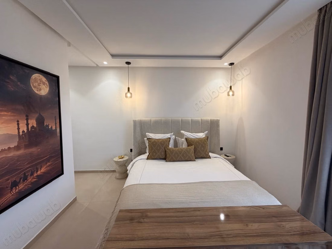 Amelkis: Luxurious villa for sale furnished, 5 Suites, Staff room, Private pool