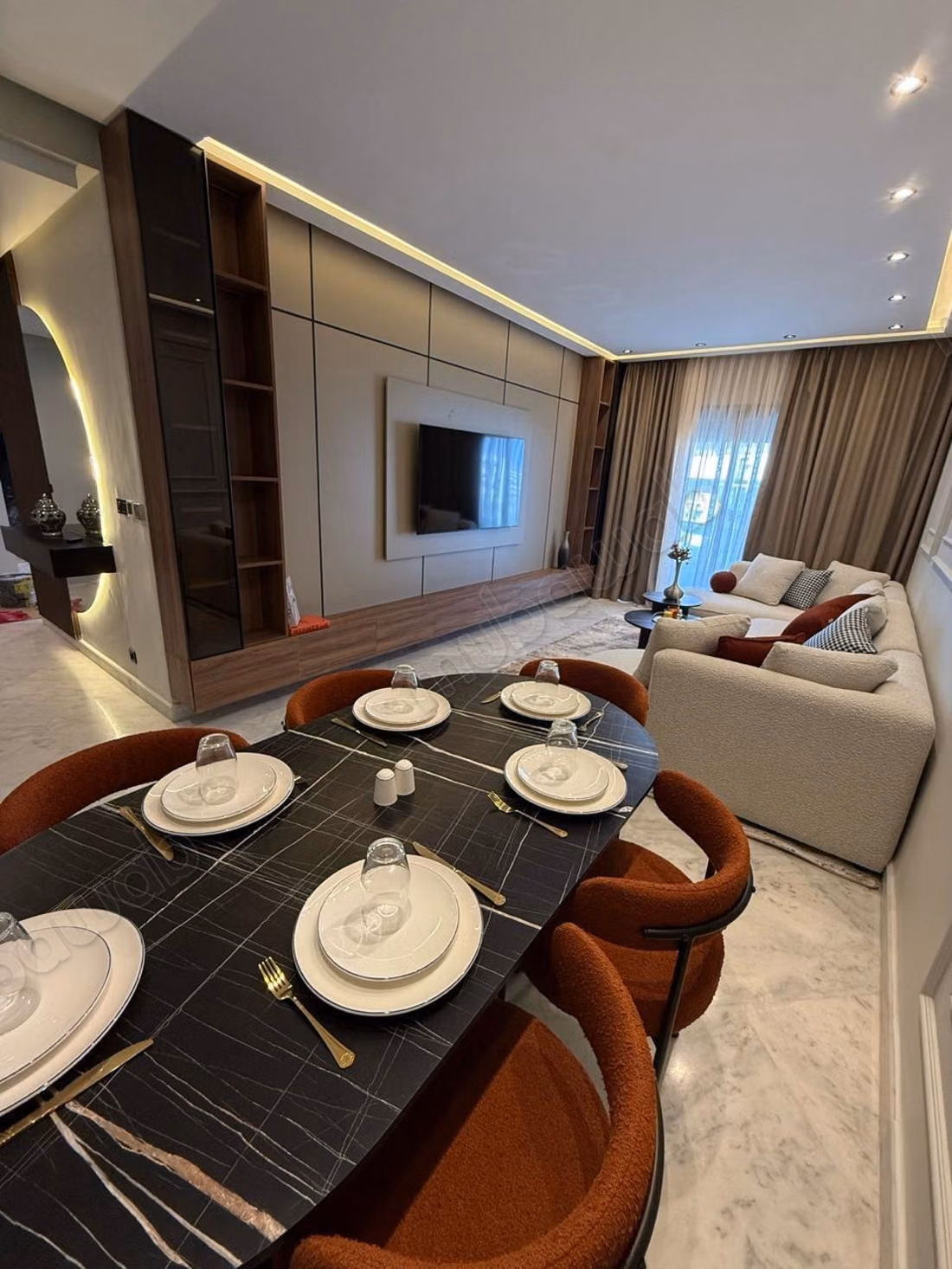 Rent an apartment in Bourgogne Ouest. 
3 beautiful rooms