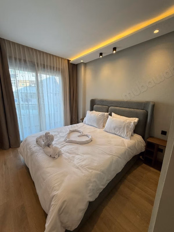 Rent an apartment in Bourgogne Ouest. 
3 beautiful rooms
