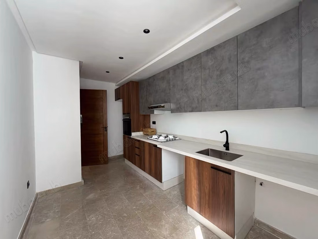 Sale of a lovely apartment in Ferme Bretonne Hay Arraha. Total area 92 m²