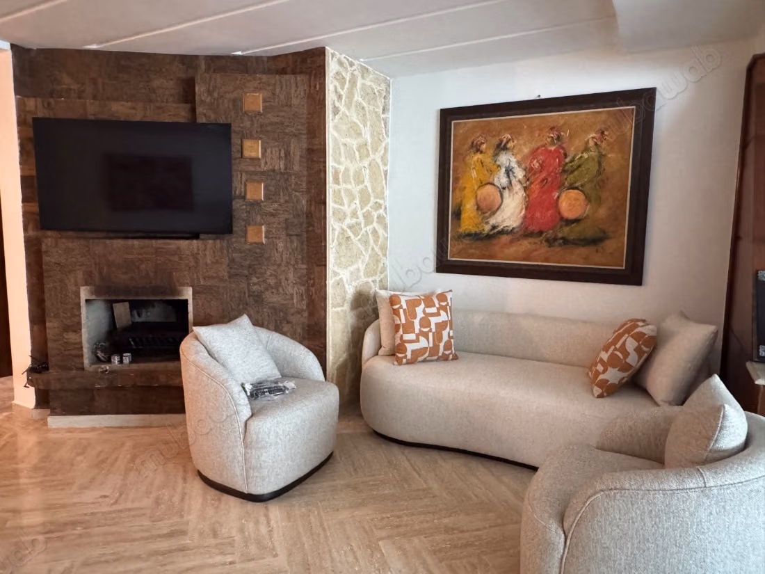 Appartement à louer à Racine. Superficie de 240 m²
