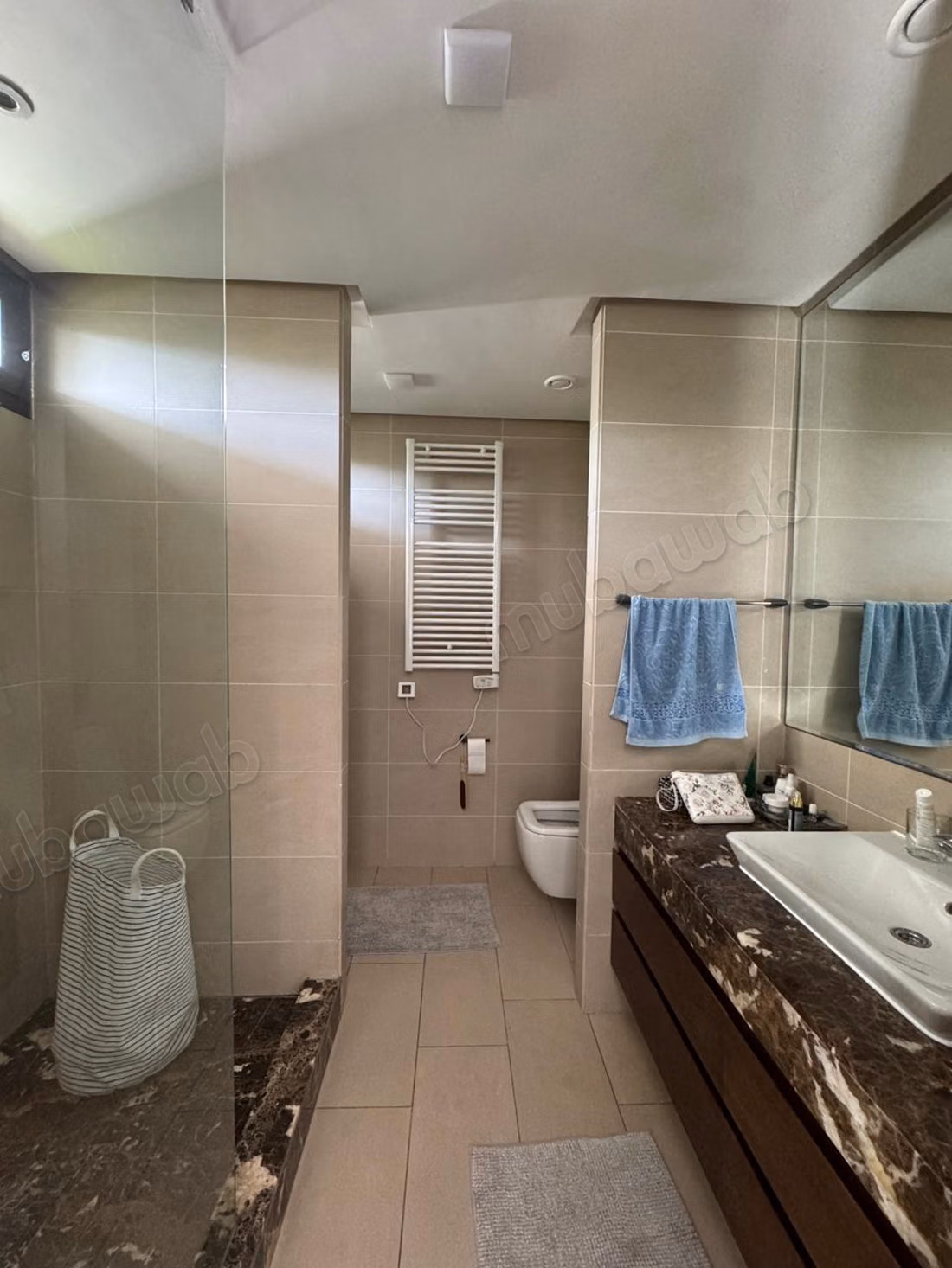 Apartment for sale in Ain Diab. Area of 388 m²