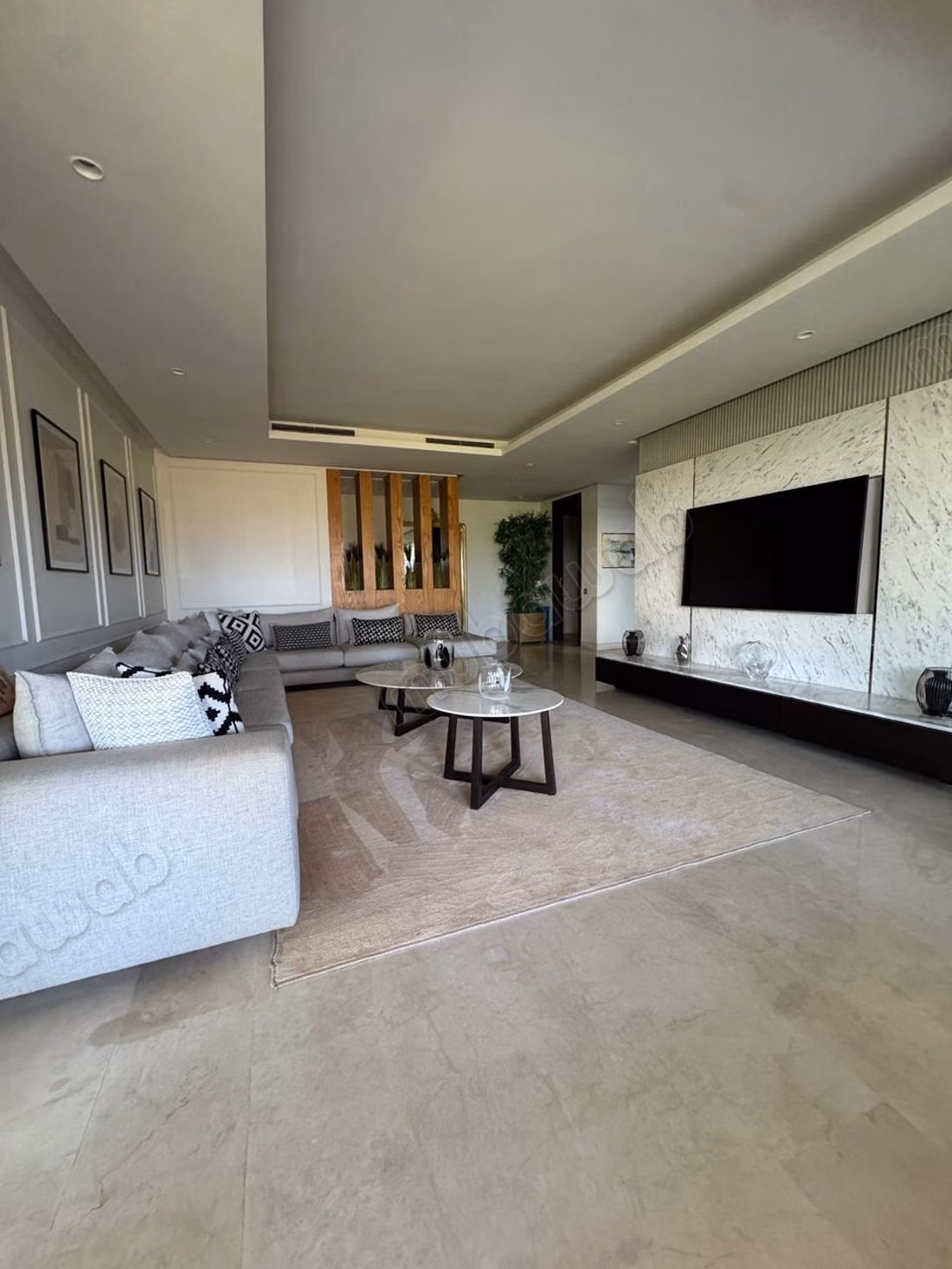 Apartment for sale in Ain Diab. Area of 388 m²