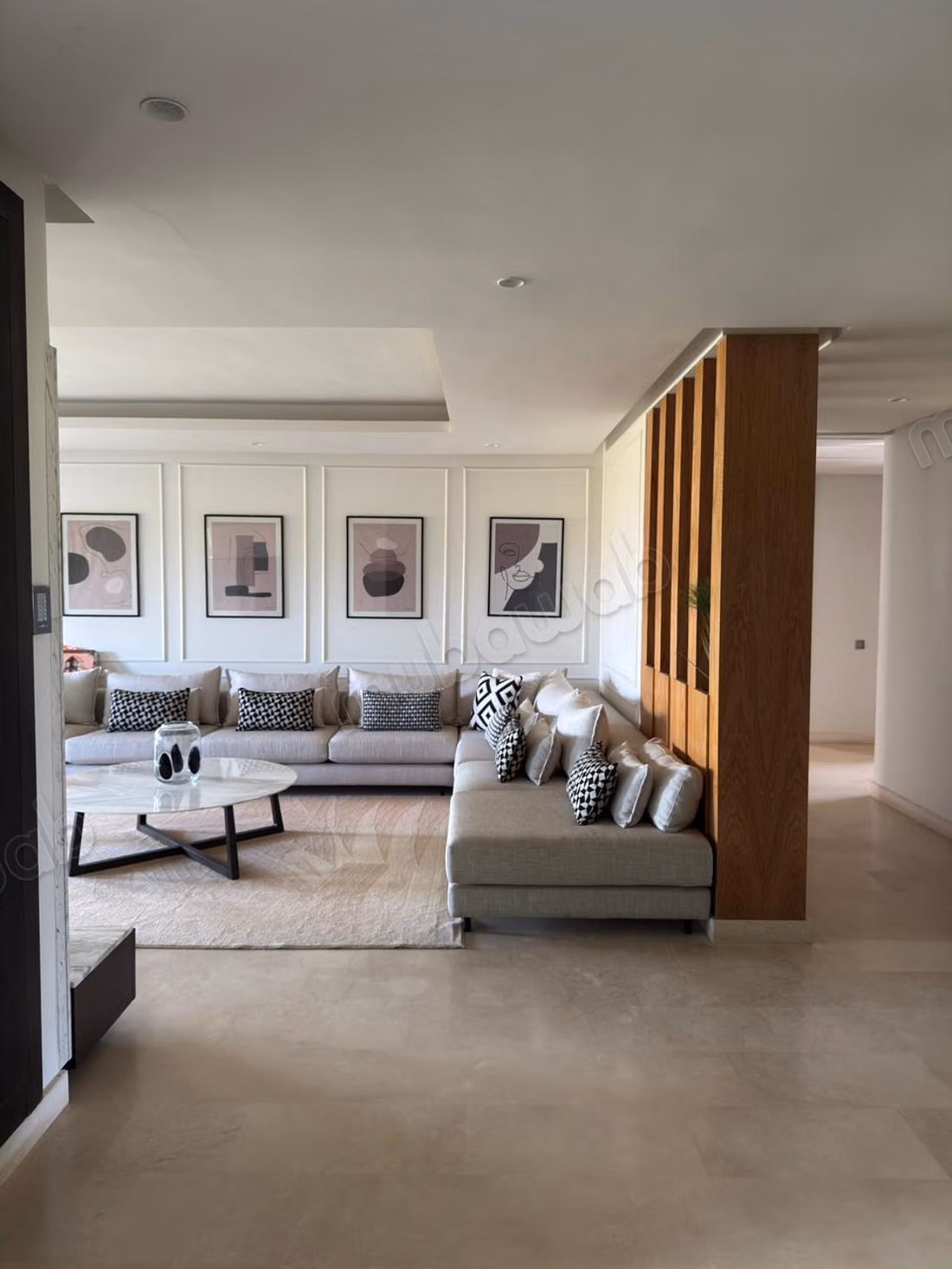 Apartment for sale in Ain Diab. Area of 388 m²