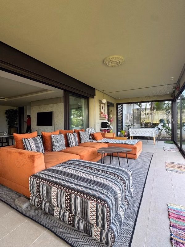 Apartment for sale in Ain Diab. Area of 388 m²