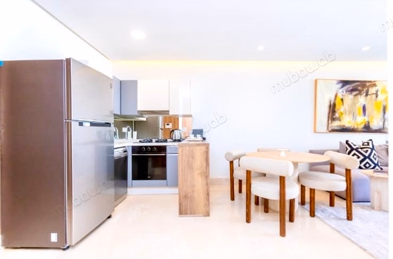 En Location Meublé: Magnifique Studio Meublé Jamais Habité au Coeur du quartier Gauthier