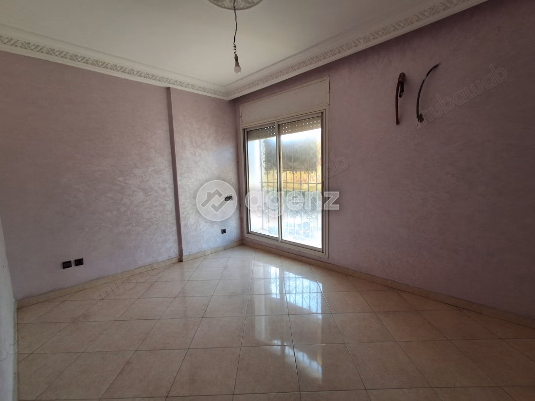 Villa à vendre 237 m², 4 chambres 
Farah Essalam 
Casablanca