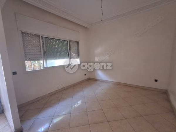 Villa à vendre 237 m², 4 chambres Farah Essalam Casablanca