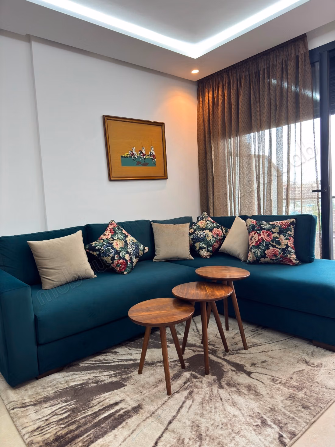 Bel appartement à louer dans la ville financière de Casablanca. Superficie 50 m². Cave