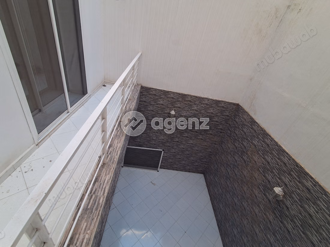 Duplex à vendre 214 m², 4 chambres 
Sidi Maarouf 
Casablanca
