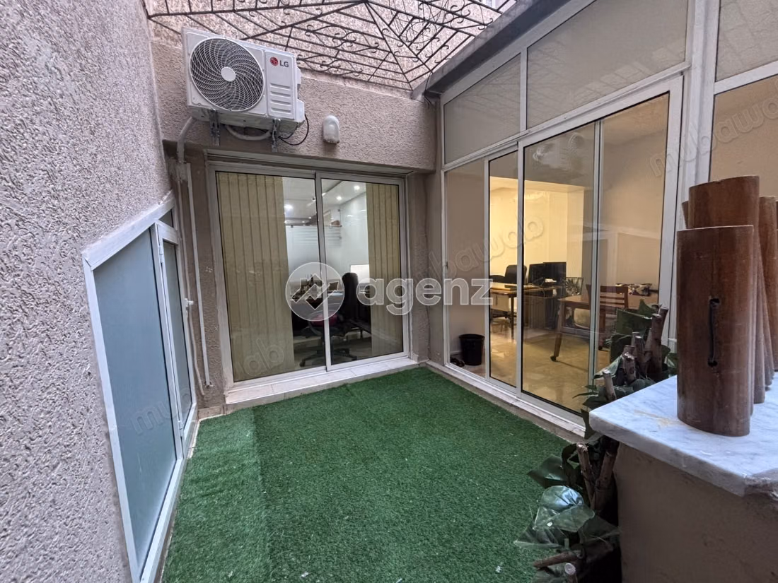 Bureau à vendre 80 m² 
La Gironde 
Casablanca