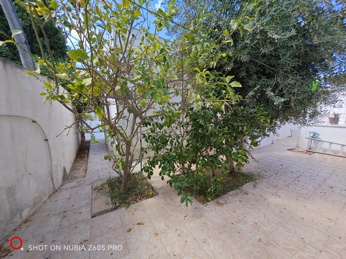 Propriété à louer 120m². Bien meublé