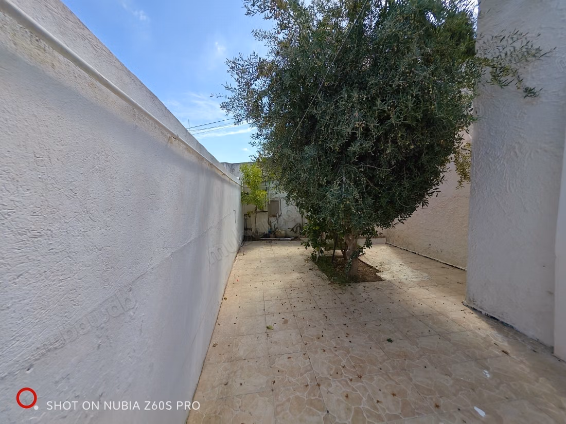 Propriété à louer 120m². Bien meublé