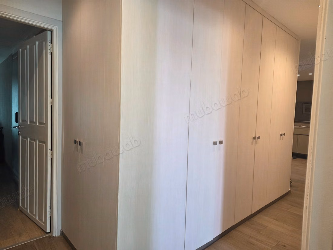 Stunning apartment for sale in Val Fleury. 4 large rooms. Residence with concierge, central air conditioning