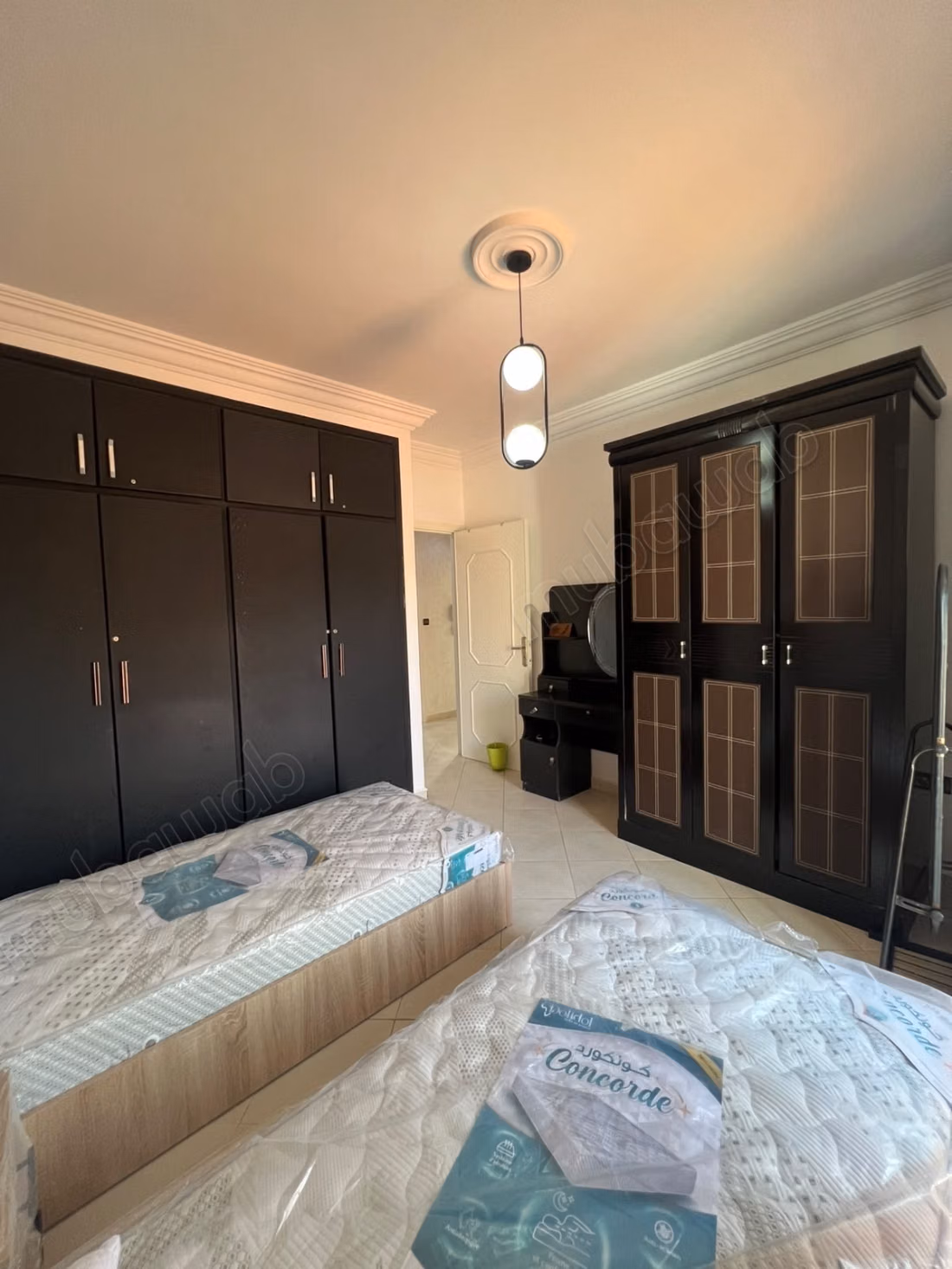 Beautiful furnished apartment for sale in La Ville Haute. Total area 168 m². Traditional Moroccan living room, secured residence
