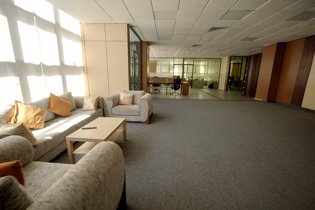 Top bureau meublé à louer sur Sidi Maarouf, 260m2, neuf, disponible immédiatement